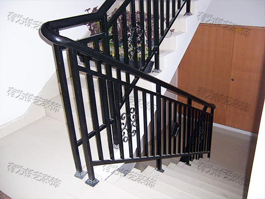 烟台楼梯不锈钢栏杆价格